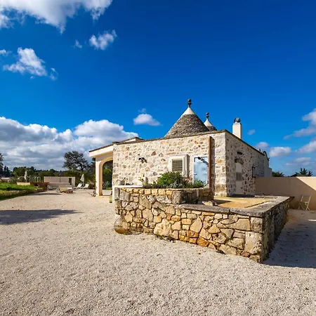 Trullo In Valle D'itria With Pool *