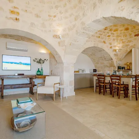 Villa Trullo In Valle D'itria With Pool
