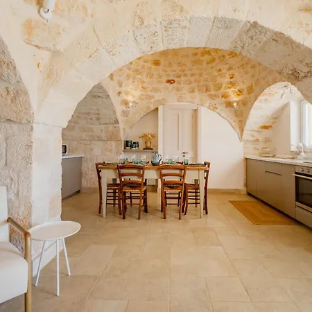 Trullo In Valle D'itria With Pool Villa Martina Franca