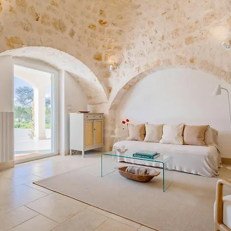 Villa Trullo In Valle D'itria With Pool *