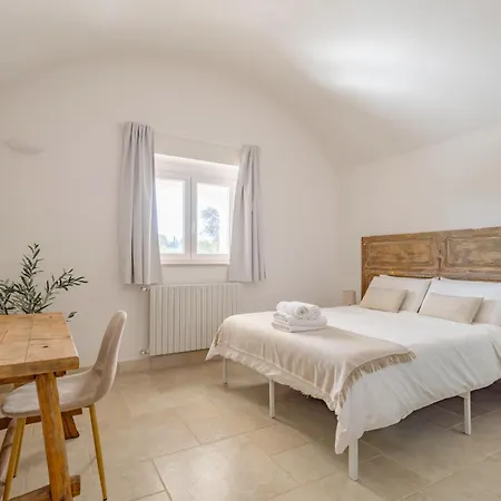 Trullo In Valle D'itria With Pool Villa Martina Franca