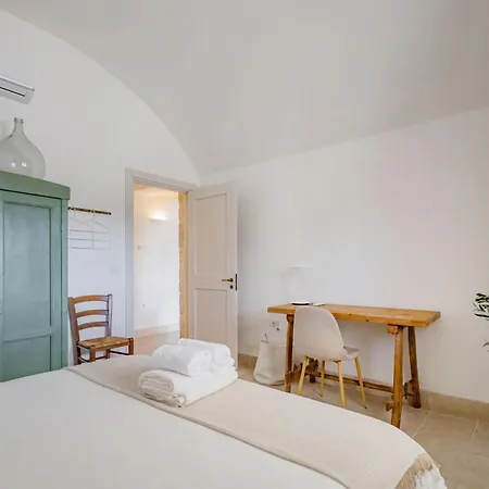 Trullo In Valle D'itria With Pool * Martina Franca