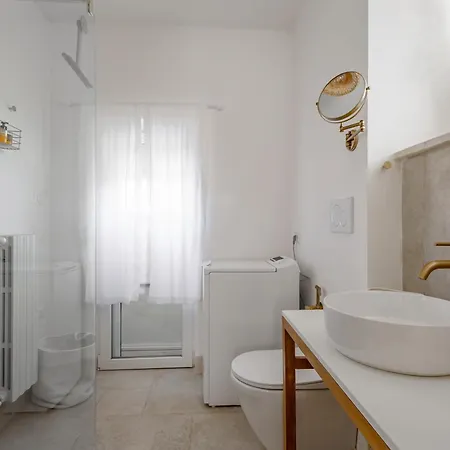Trullo In Valle D'itria With Pool Villa